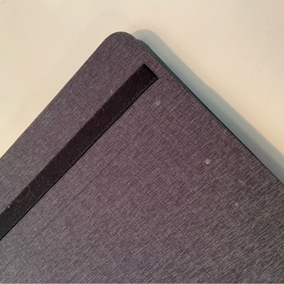 M-Edge Stealth Pro Keyboard - Picture 5 of 11